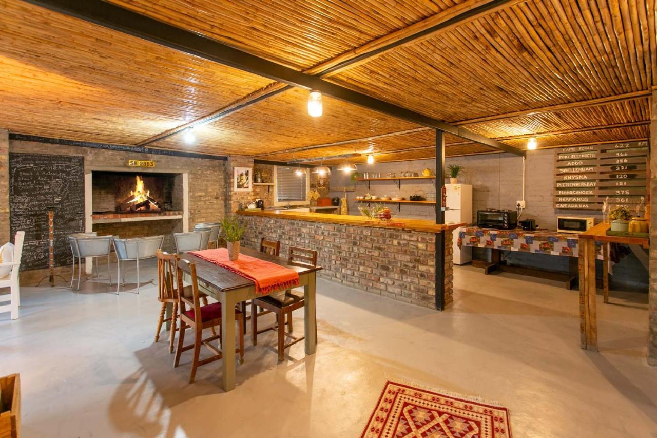 Die Fonteine pensión Oudtshoorn Exterior foto